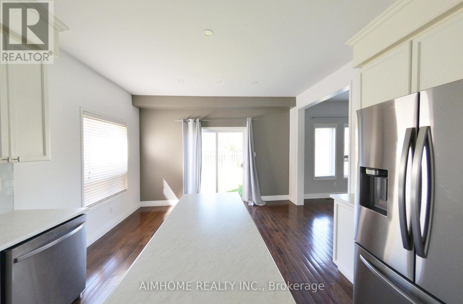 977 Kennedy Circle N, Milton, Ontario  L9T 0C6 - Photo 4 - W13027972