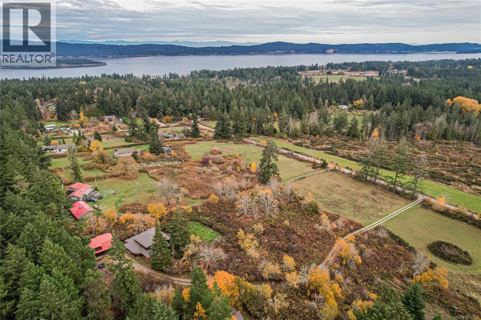 210 Epron Rd, Salt Spring, British Columbia  V8K 1C7 - Photo 39 - 1032750