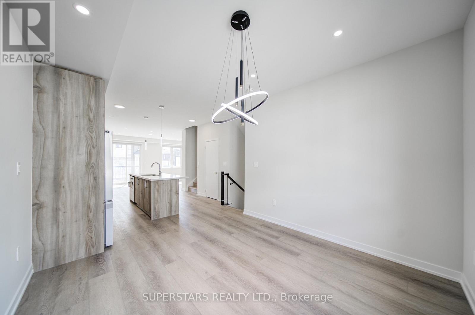 12 Chapple Lane, Richmond Hill, Ontario  L4B 0J4 - Photo 13 - N12883440