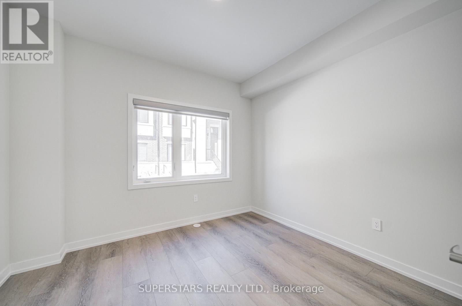 12 Chapple Lane, Richmond Hill, Ontario  L4B 0J4 - Photo 6 - N12883440