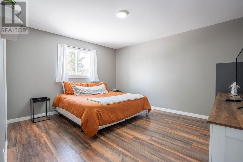 9 East Dunrobin Bay, Sault Ste. Marie, Ontario  P6C 5T4 - Photo 20 - SM260718