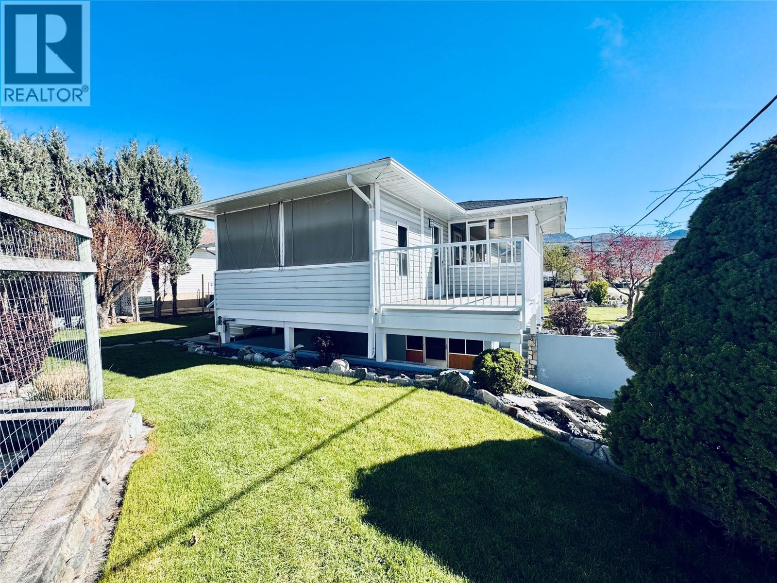 7027 18th Street, Grand Forks, British Columbia  V0H 1H2 - Photo 14 - 10384273