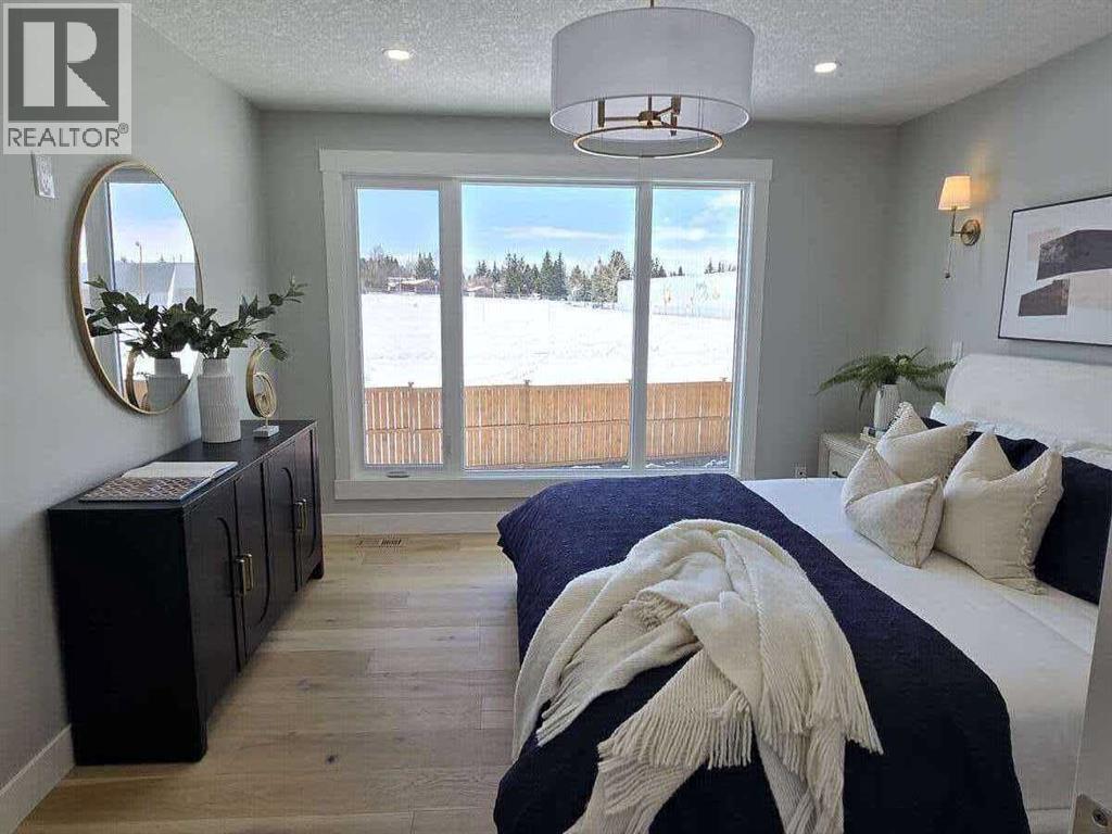 172 Oakchurch Place Sw, Calgary, Alberta  T2V 4B5 - Photo 13 - A2302538