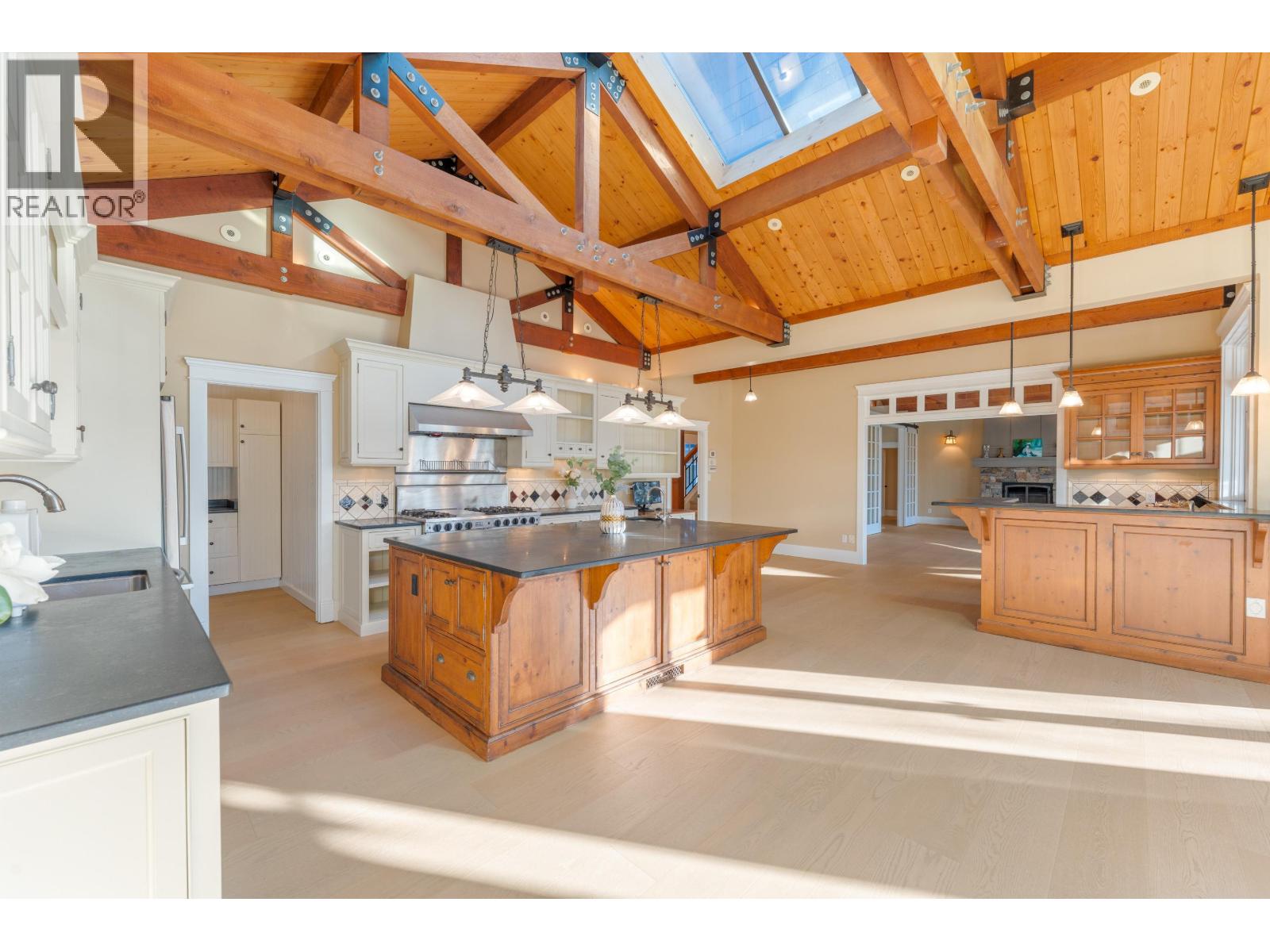 366 Keith Road, West Vancouver, British Columbia  V7T 1L7 - Photo 6 - R3114407