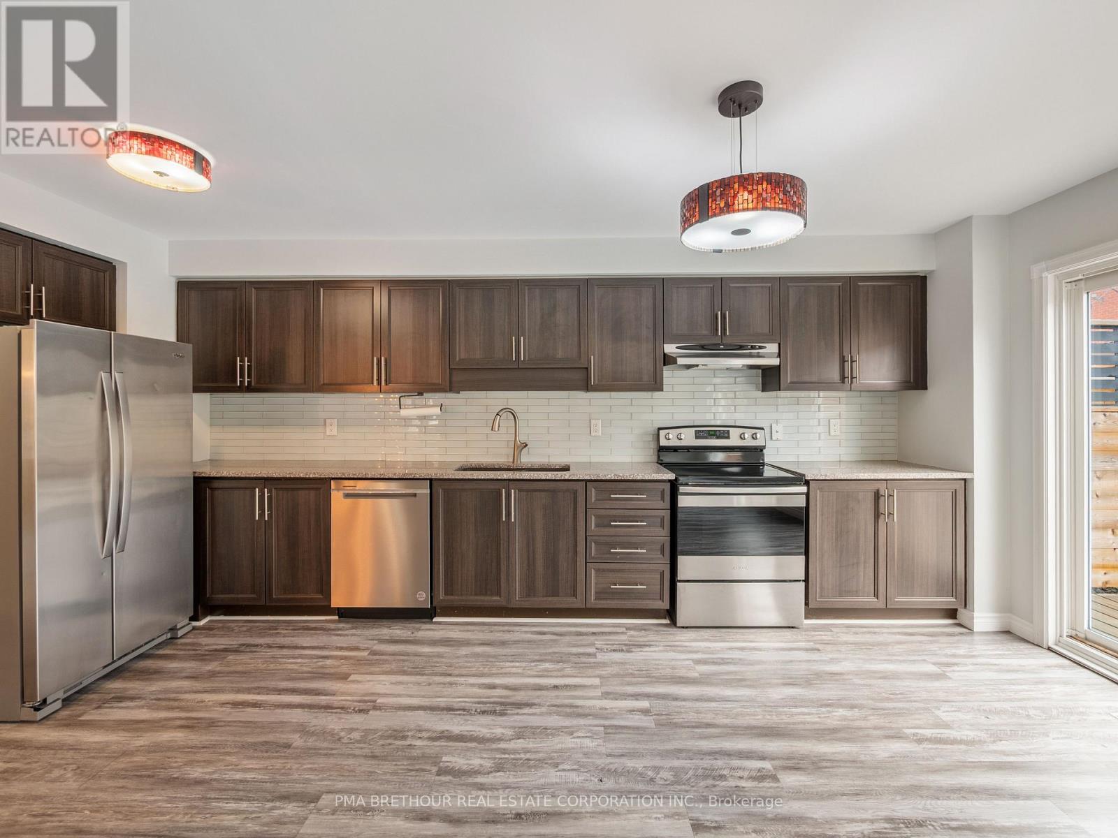 110 White Pine Crescent, Pickering, Ontario  L1V 6S3 - Photo 12 - E13028036