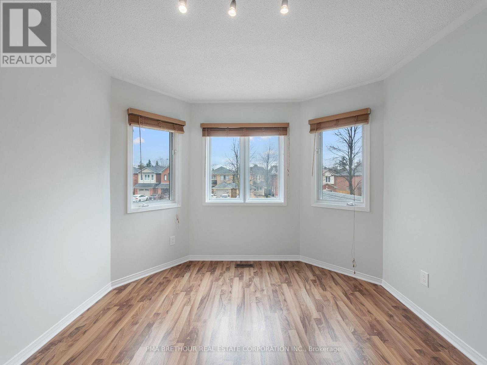 110 White Pine Crescent, Pickering, Ontario  L1V 6S3 - Photo 19 - E13028036