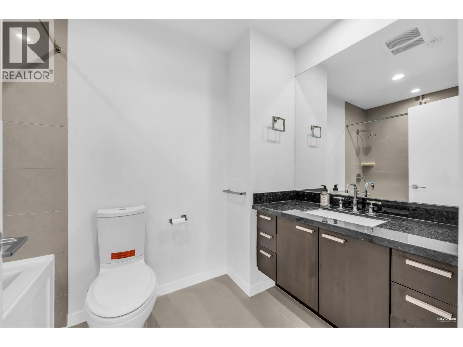 304 2200 Douglas Road, Burnaby, British Columbia  V5C 0G8 - Photo 19 - R3114432