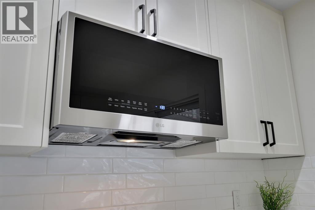 308 Doverview Crescent Se, Calgary, Alberta  T2B 1Y6 - Photo 16 - A2283538