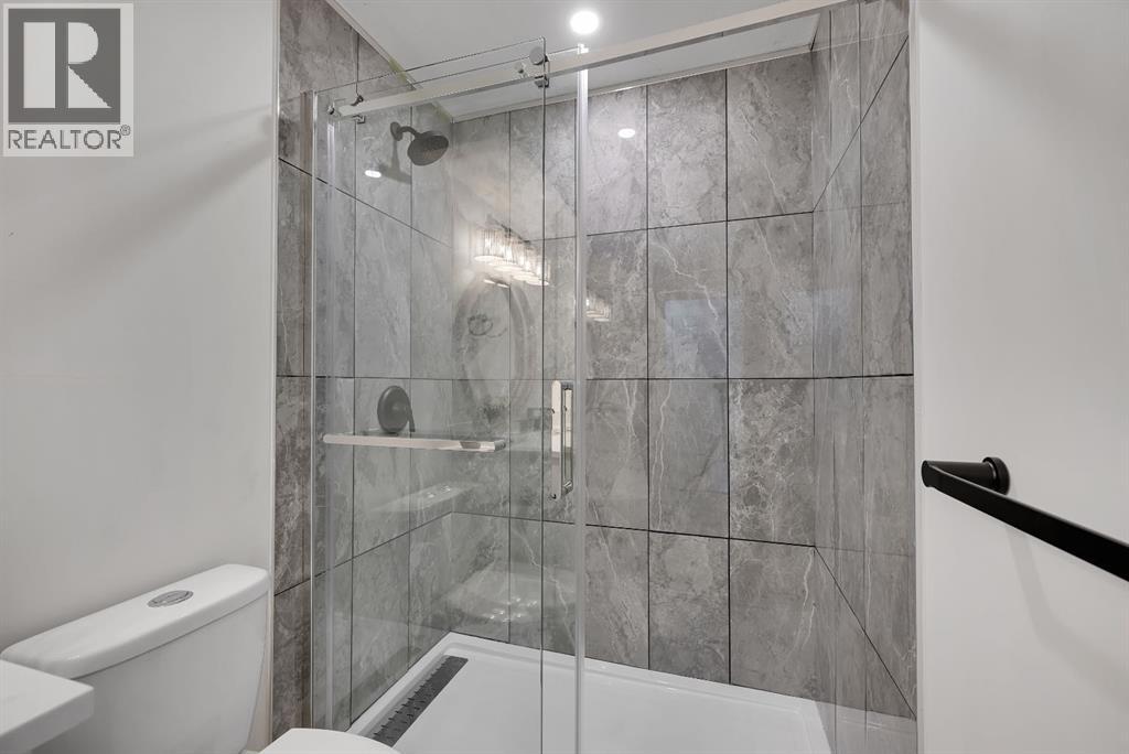 308 Doverview Crescent Se, Calgary, Alberta  T2B 1Y6 - Photo 18 - A2283538