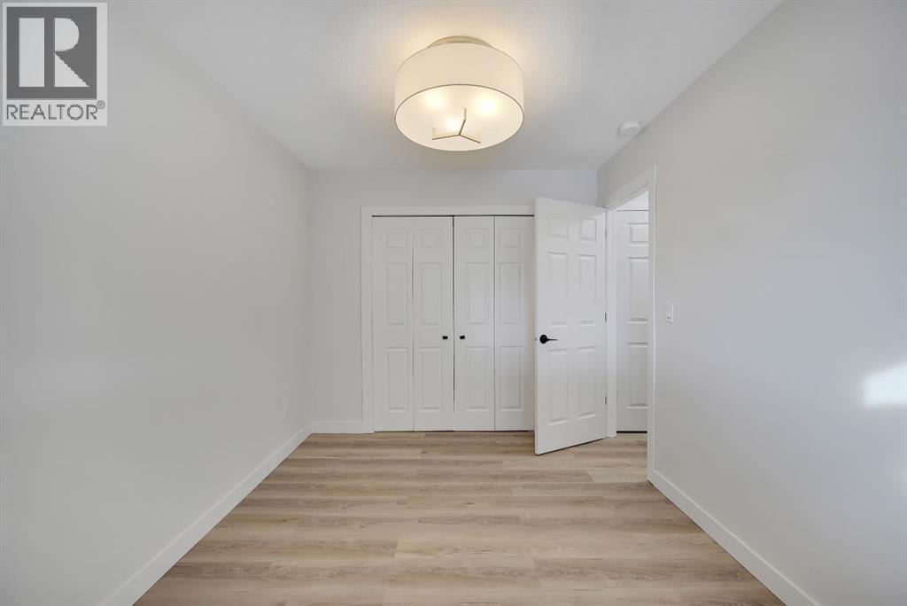 308 Doverview Crescent Se, Calgary, Alberta  T2B 1Y6 - Photo 21 - A2283538