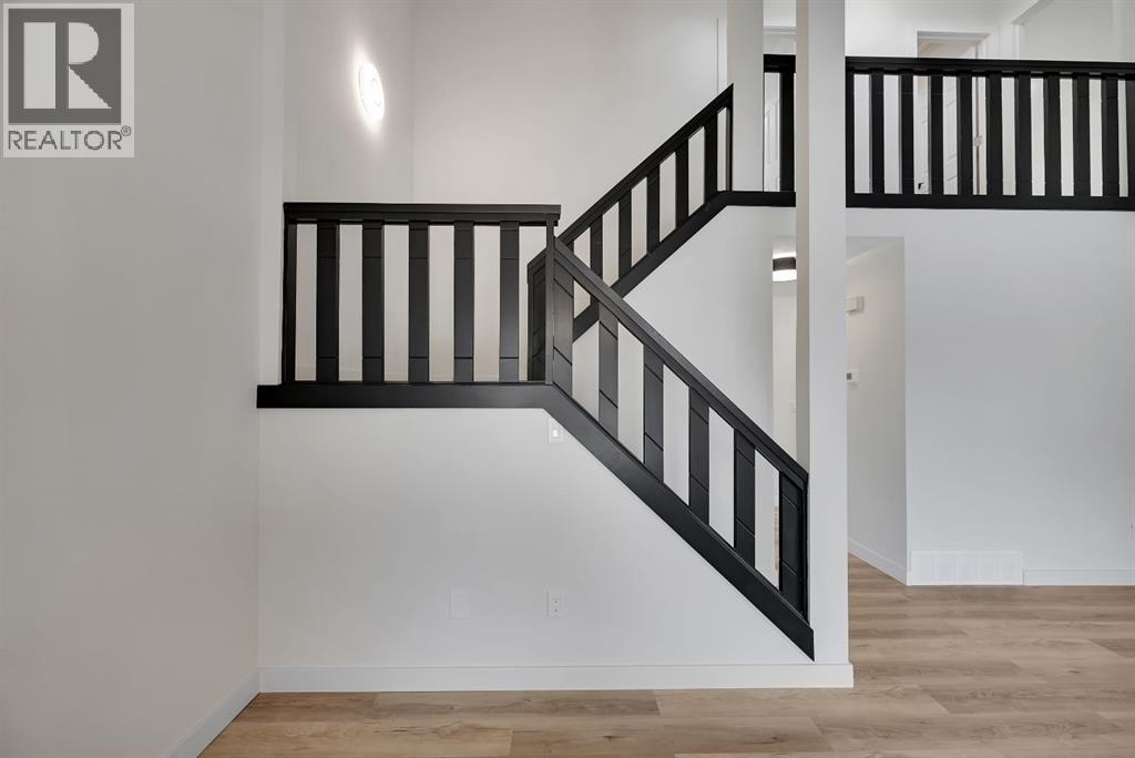 308 Doverview Crescent Se, Calgary, Alberta  T2B 1Y6 - Photo 10 - A2283538