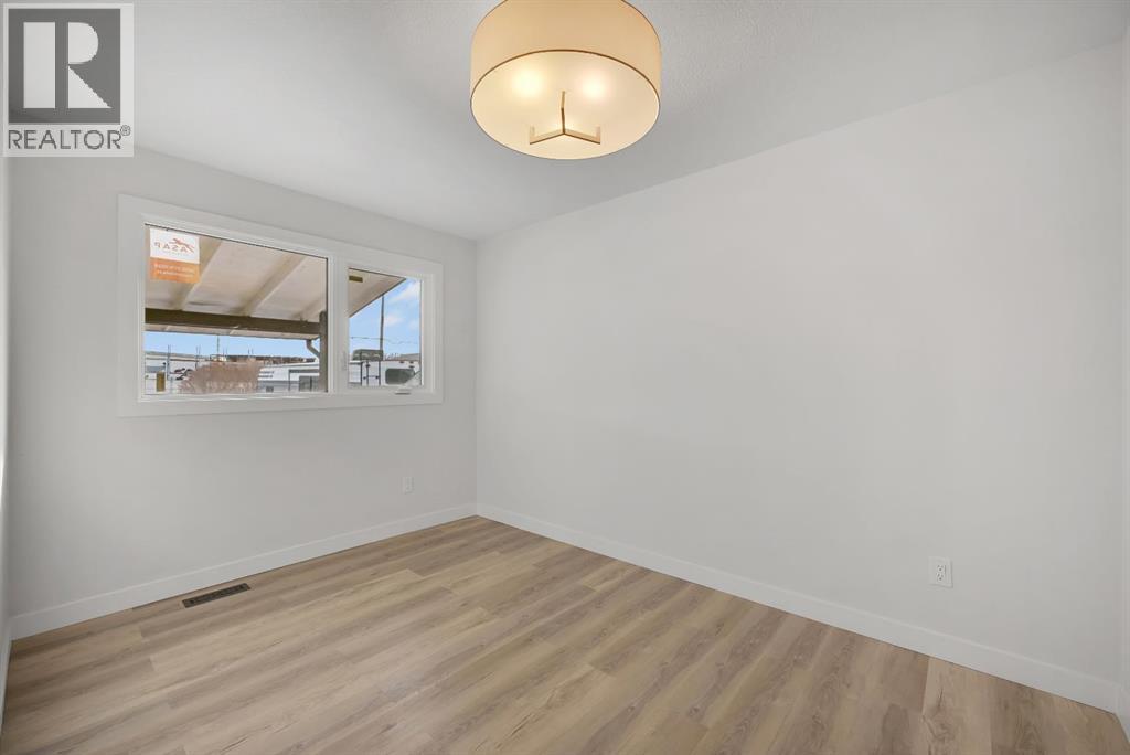 308 Doverview Crescent Se, Calgary, Alberta  T2B 1Y6 - Photo 20 - A2283538