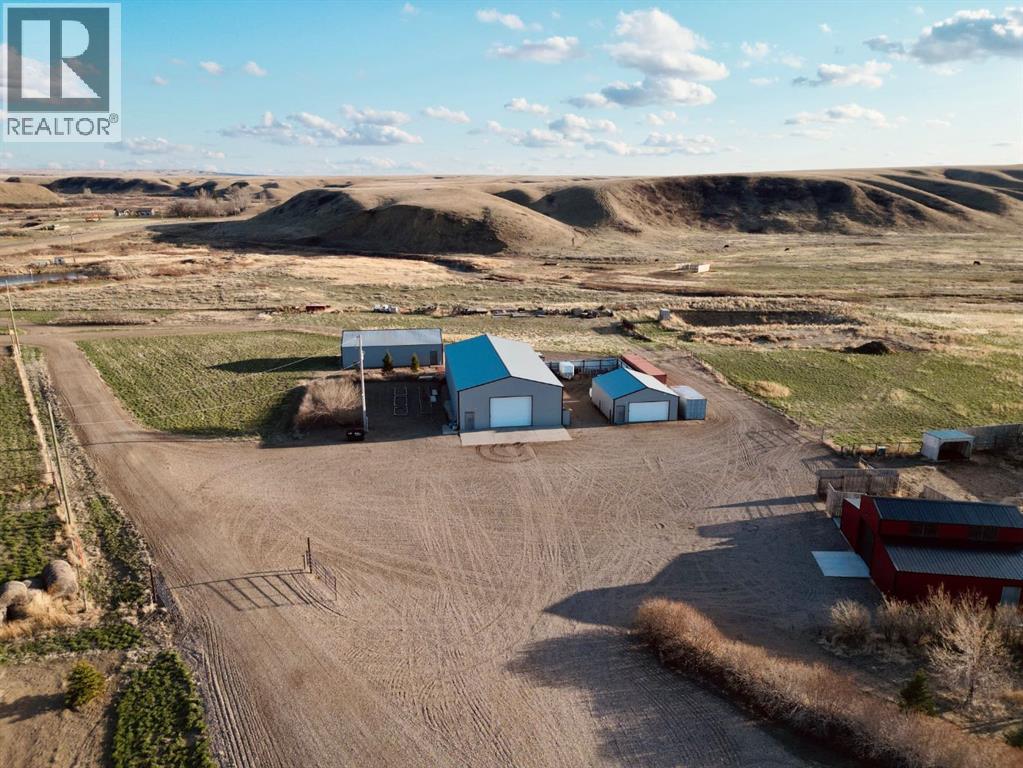 11232 Black & White Trail, Rural Cypress County, Alberta  T0K 1Z0 - Photo 3 - A2303885