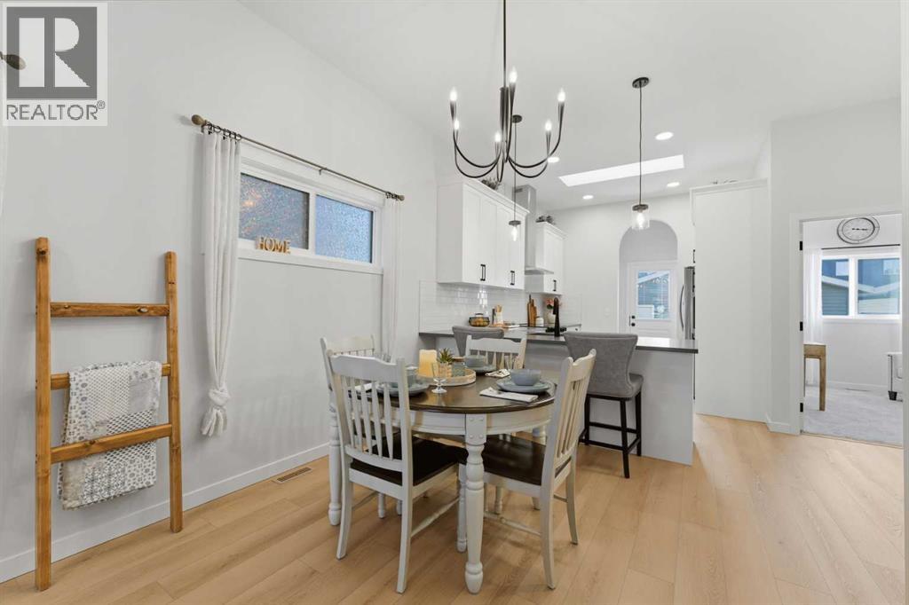 937 Reynolds Lane, Airdrie, Alberta  T4B 5L7 - Photo 9 - A2286736