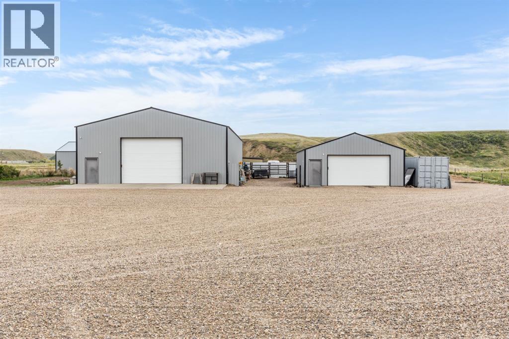 11232 Black & White Trail, Rural Cypress County, Alberta  T0K 1Z0 - Photo 7 - A2303885