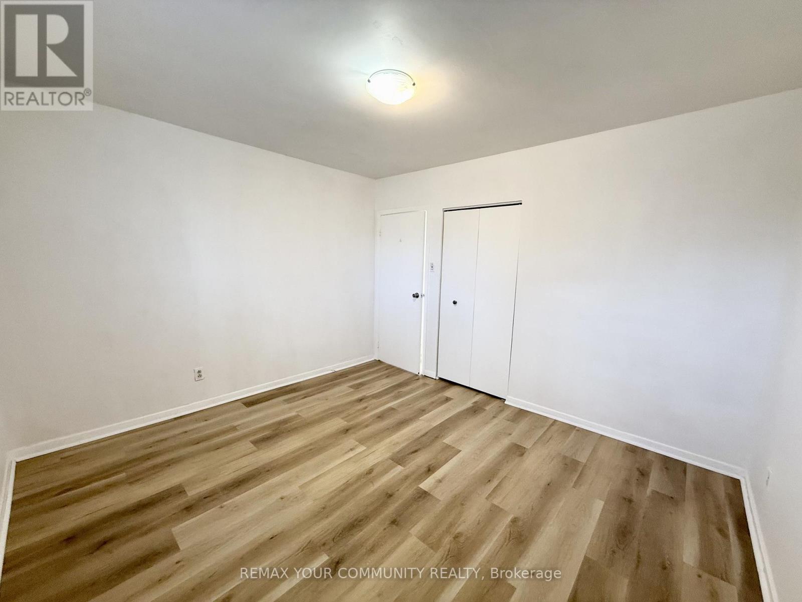 Upper - 17 Regatta Crescent, Toronto, Ontario  M2R 2X7 - Photo 20 - C13026872