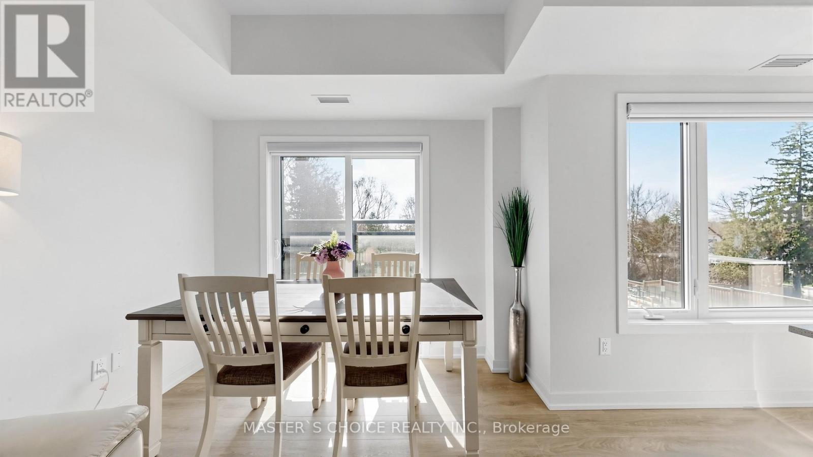 1404 - 56 Elizabeth Street, Richmond Hill, Ontario  L4C 5W2 - Photo 7 - N13028030