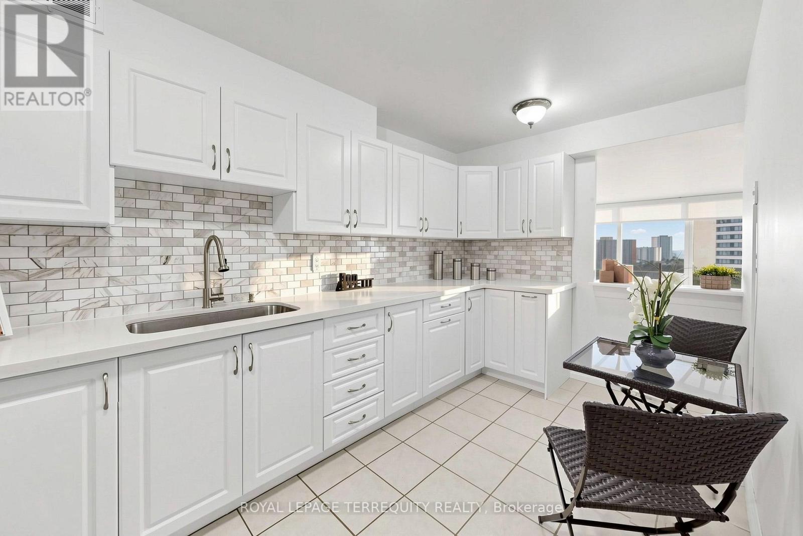 1410 - 455 Sentinel Road, Toronto, Ontario  M3J 1V5 - Photo 15 - W13028024