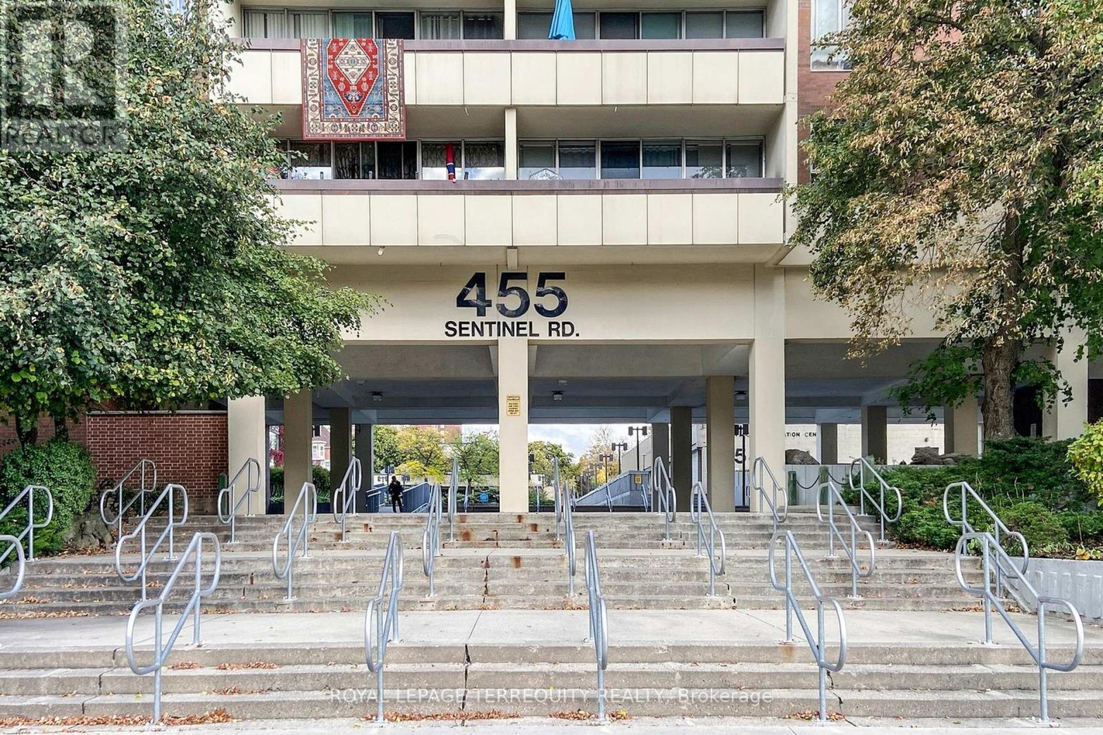 1410 - 455 Sentinel Road, Toronto, Ontario  M3J 1V5 - Photo 2 - W13028024