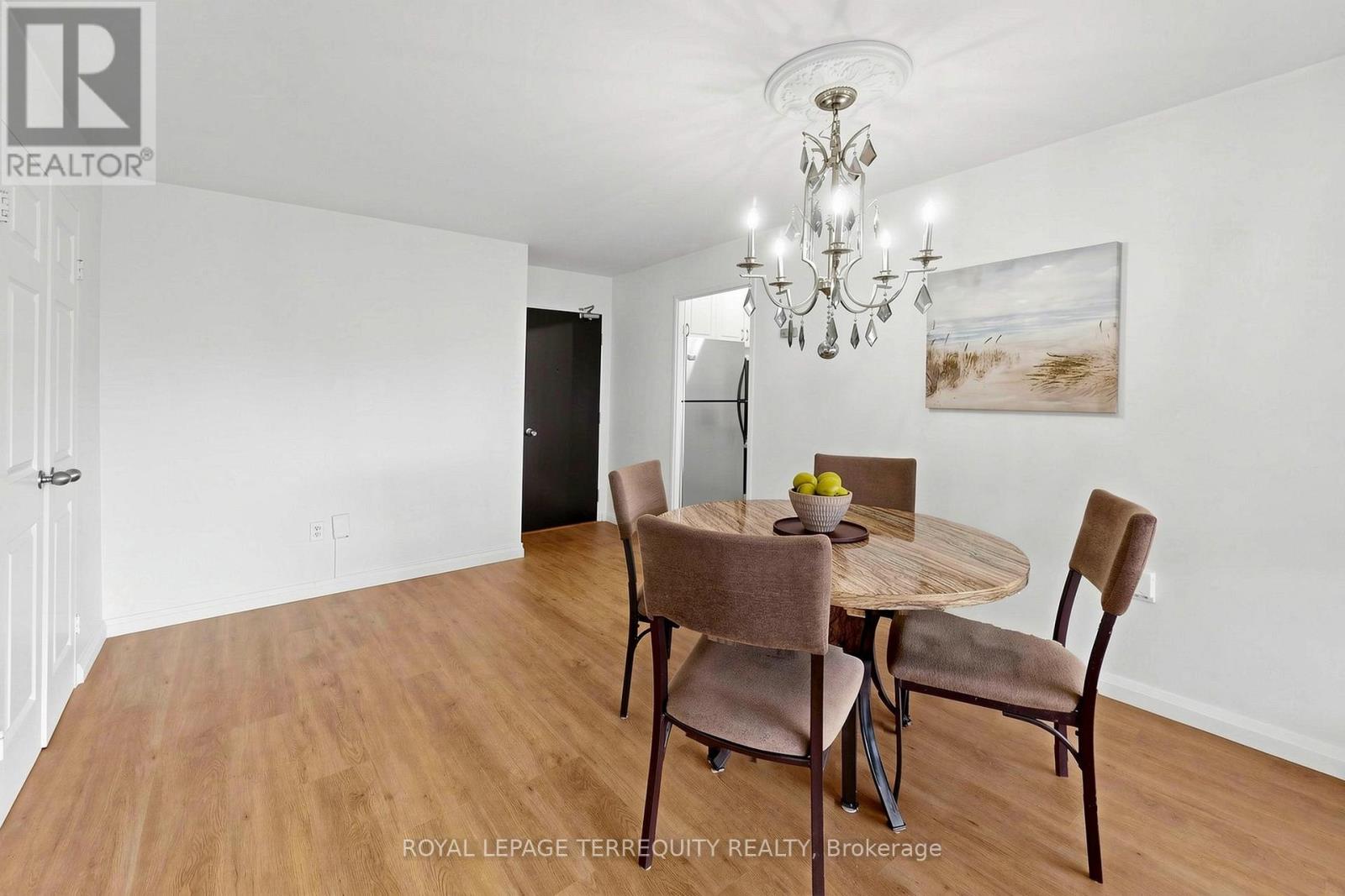 1410 - 455 Sentinel Road, Toronto, Ontario  M3J 1V5 - Photo 8 - W13028024