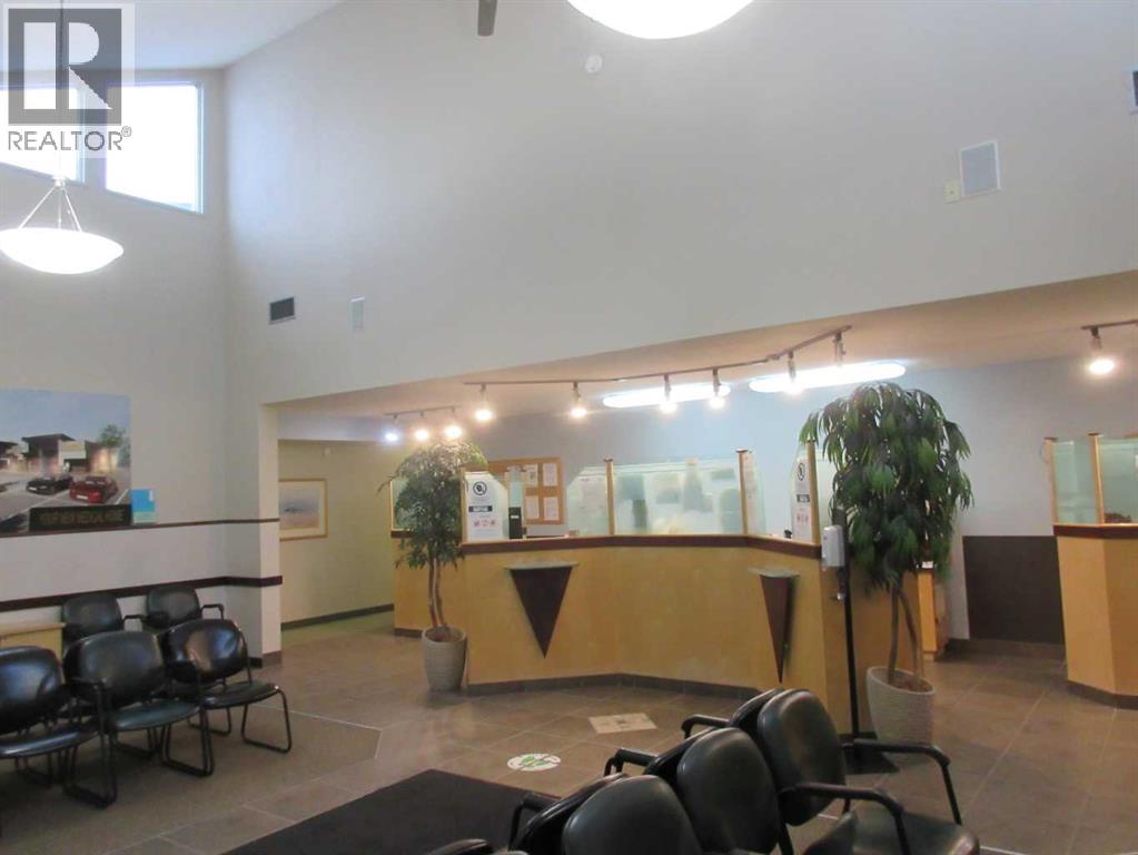 5127 49 Street, Rocky Mountain House, Alberta  T4T 1B8 - Photo 4 - A2299986