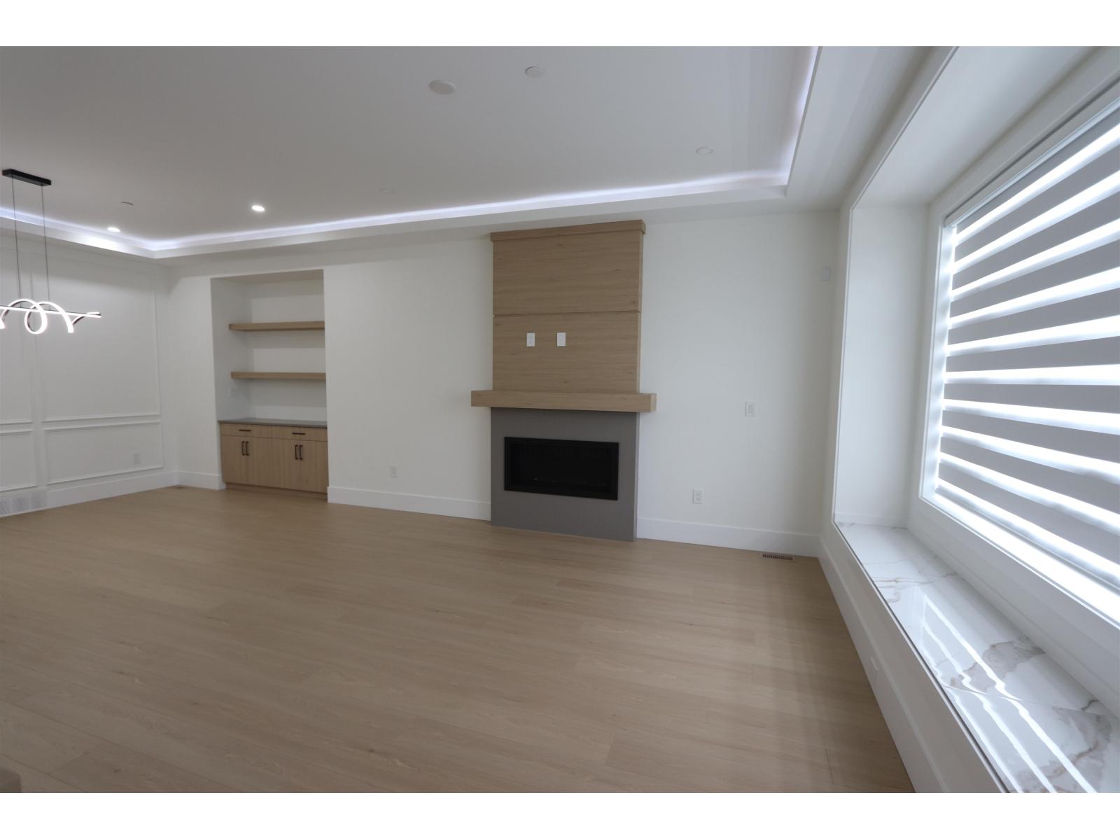 8502 Nottman Street, Mission, British Columbia  V2V 0H1 - Photo 2 - R3084750