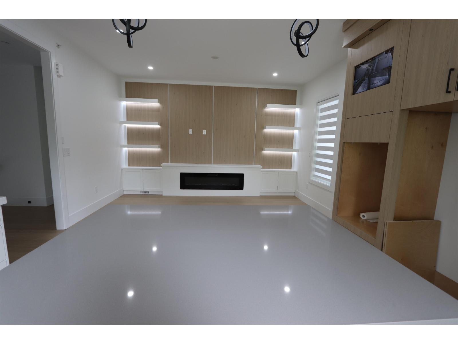 8502 Nottman Street, Mission, British Columbia  V2V 0H1 - Photo 7 - R3084750