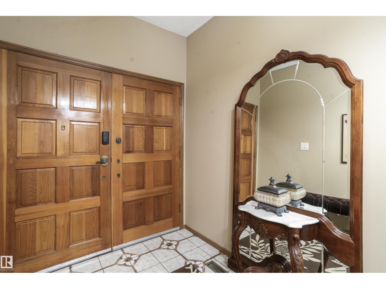 9831 158 Av Nw, Edmonton, Alberta  T5X 4V3 - Photo 15 - E4483437