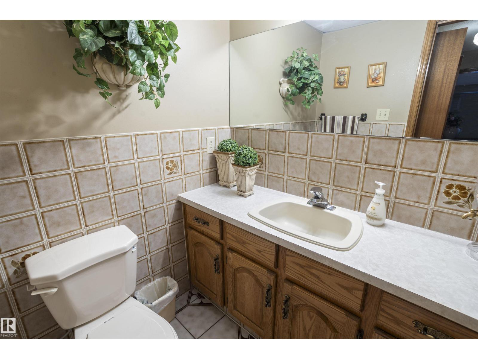 9831 158 Av Nw, Edmonton, Alberta  T5X 4V3 - Photo 58 - E4483437