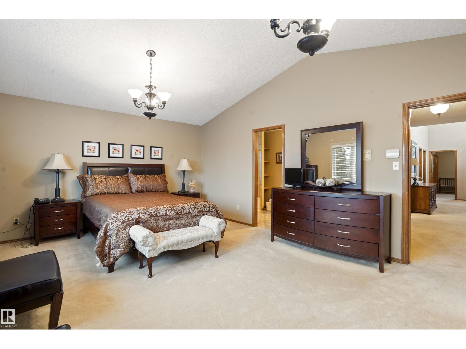 9831 158 Av Nw, Edmonton, Alberta  T5X 4V3 - Photo 65 - E4483437