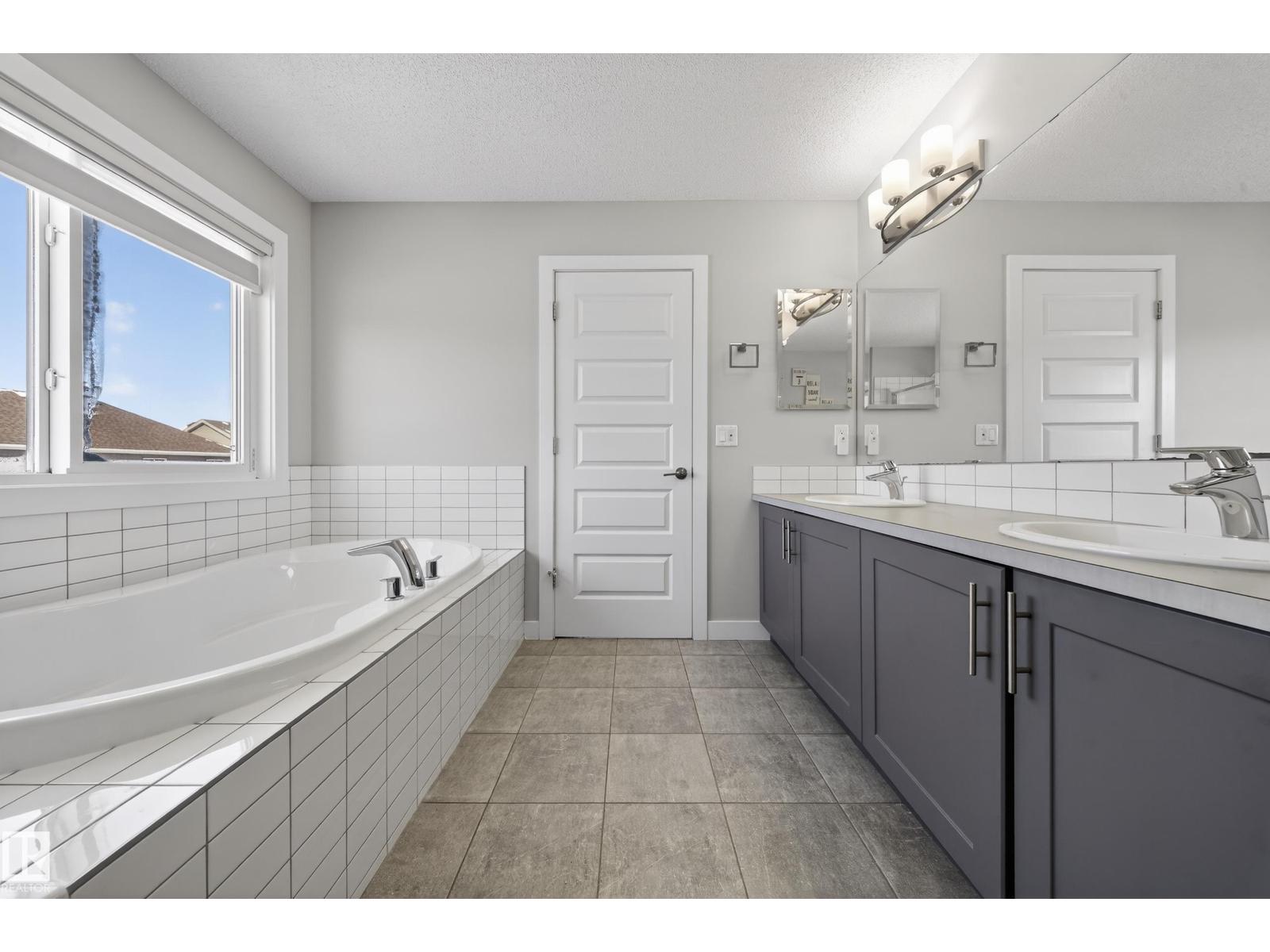 1234 Daniels Cr Sw, Edmonton, Alberta  T6W 3V6 - Photo 39 - E4483451