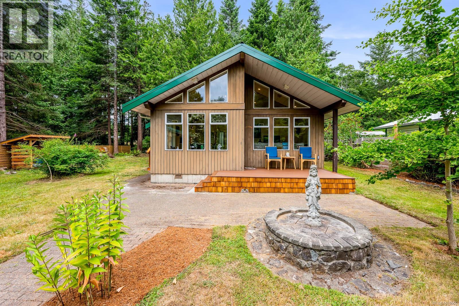 1677 Baikie Rd, Denman Island, British Columbia