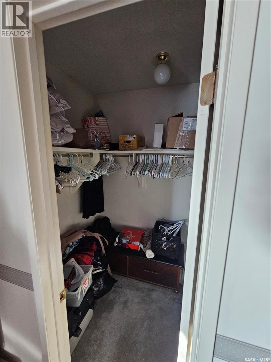 5003 Newport Road, Regina, Saskatchewan  S4S 7A5 - Photo 11 - SK033603