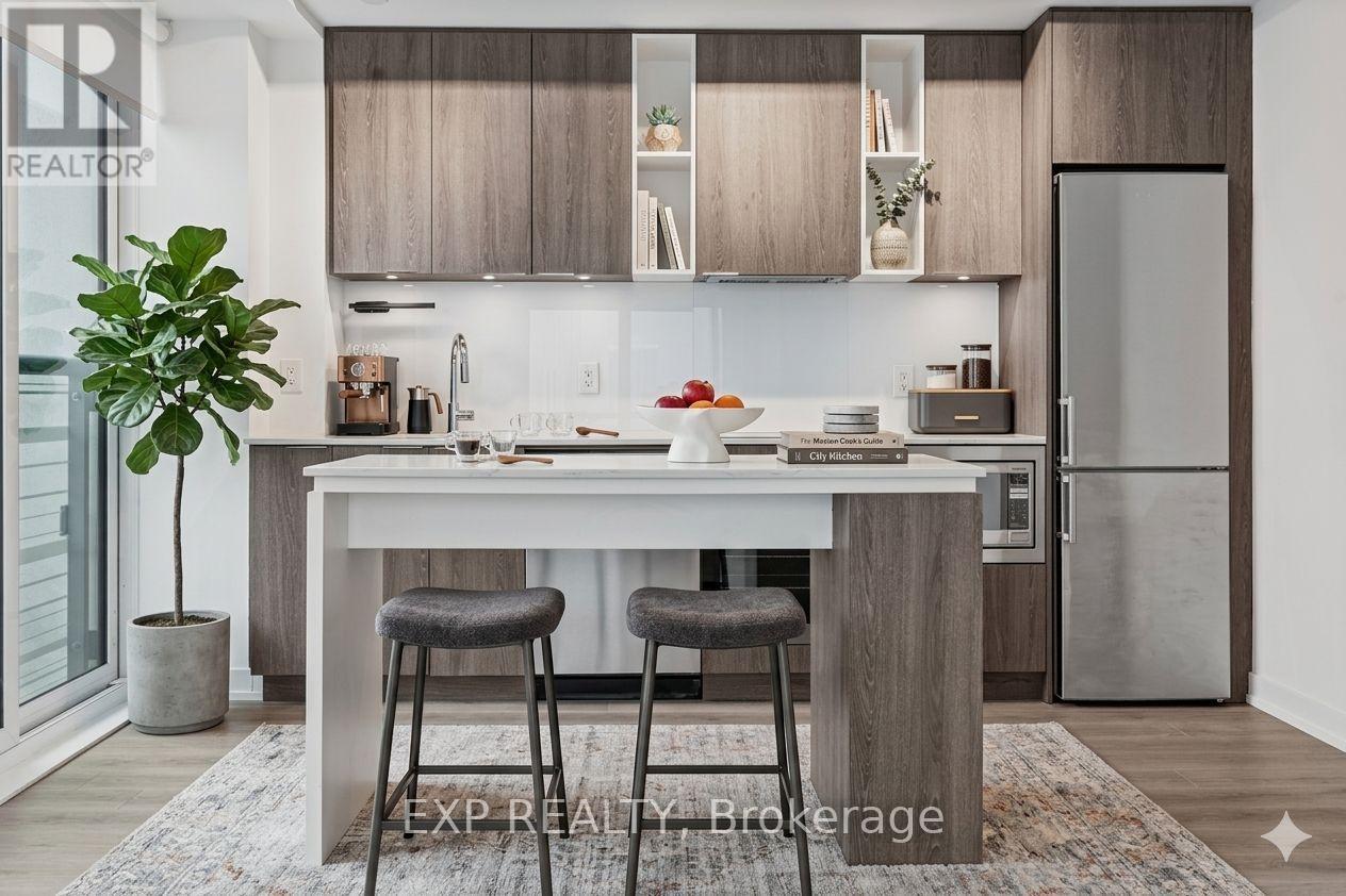 1009 - 200 SACKVILLE STREET, Toronto, Ontario