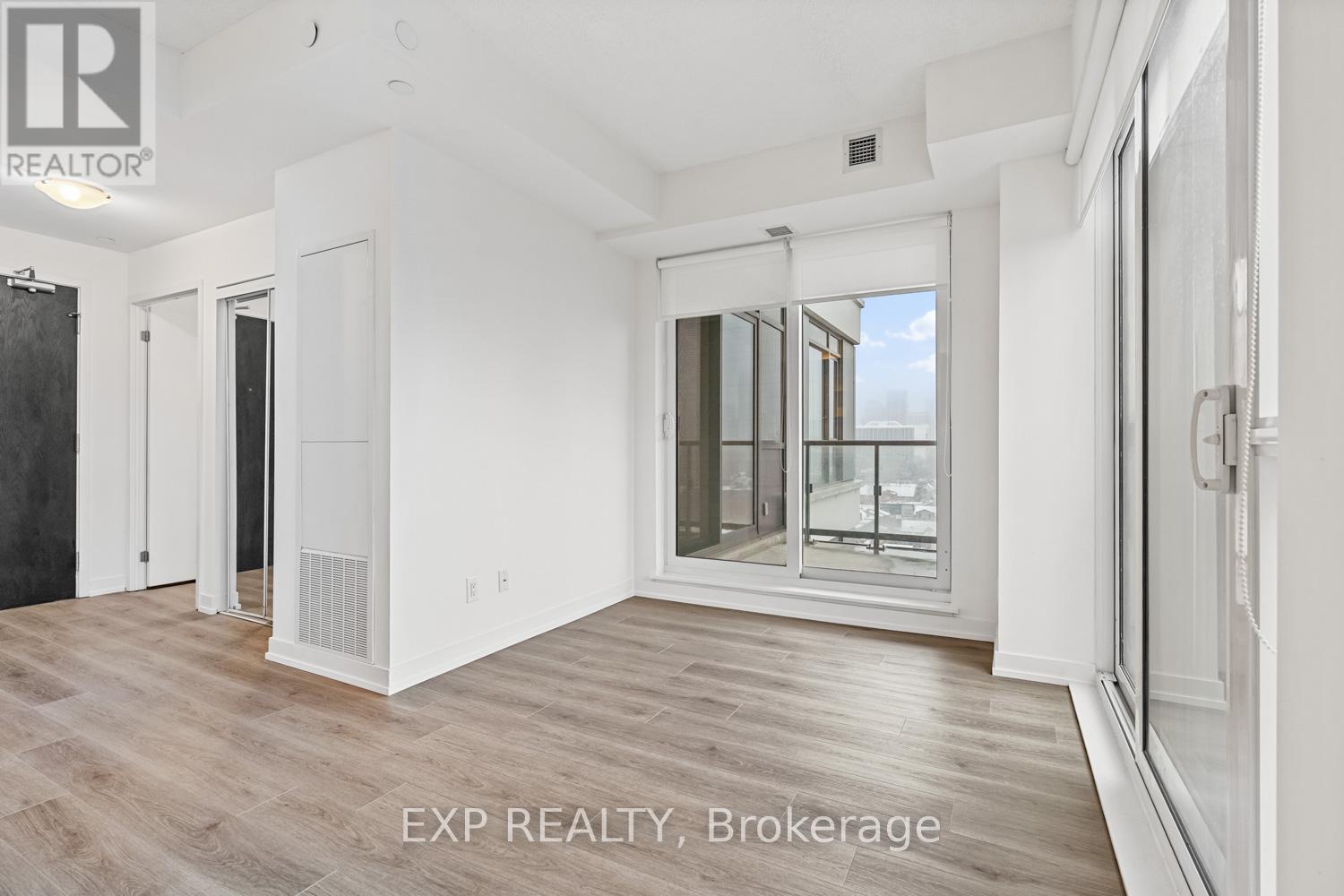 1009 - 200 Sackville Street, Toronto, Ontario  M5A 0C4 - Photo 15 - C12922502