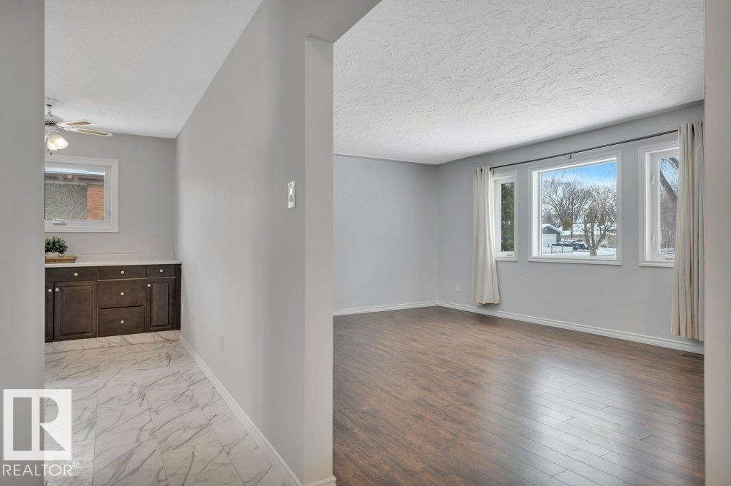 12140 53 St Nw, Edmonton, Alberta  T5W 3L9 - Photo 8 - E4481270