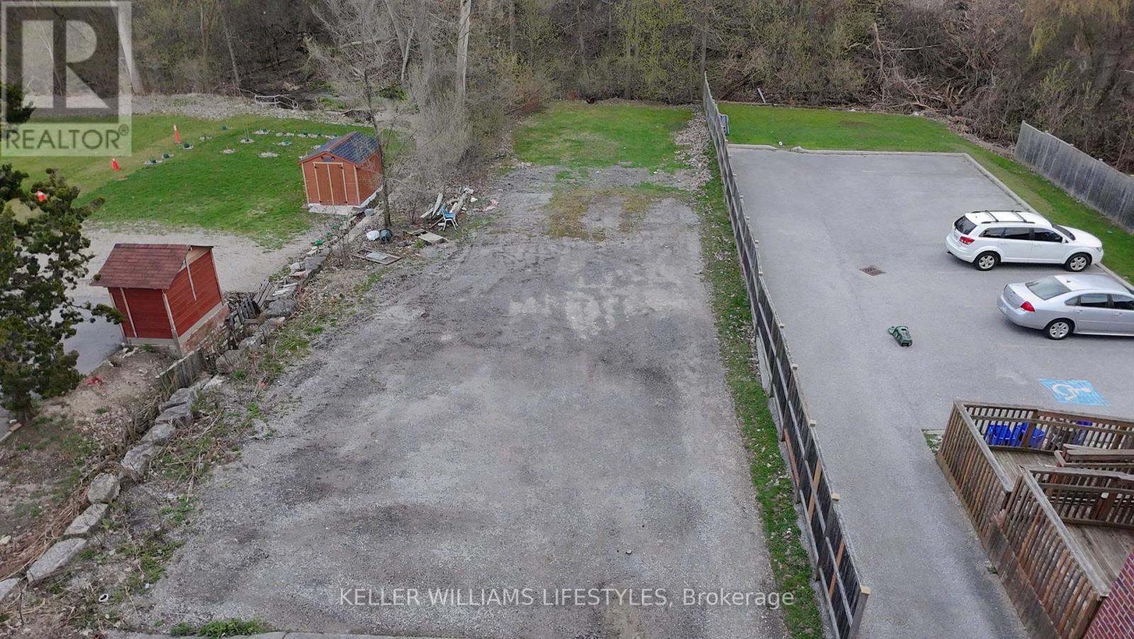 74 Essex Street, London North, Ontario  N6G 1B2 - Photo 5 - X13028056