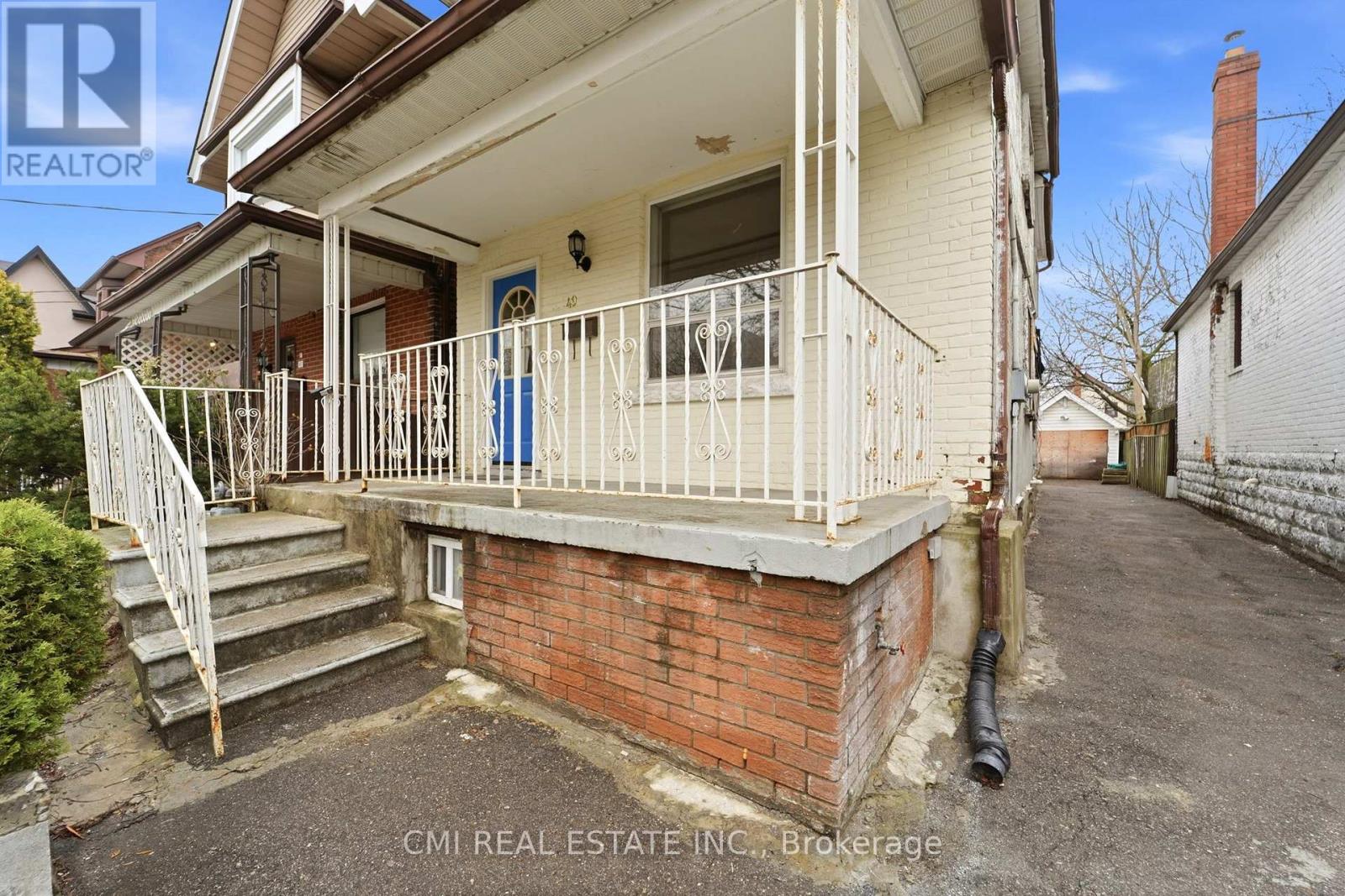 49 Holland Park Avenue, Toronto, Ontario  M6C 1M2 - Photo 6 - C13028106