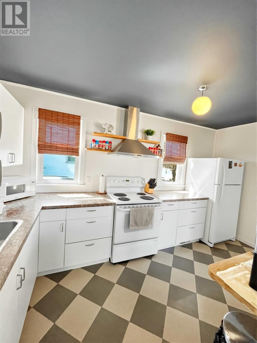 100 Brien Ave, Sault Ste. Marie, Ontario  P6B 2Y6 - Photo 8 - SM260735