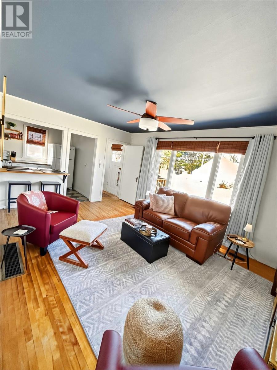 100 Brien Ave, Sault Ste. Marie, Ontario  P6B 2Y6 - Photo 4 - SM260735