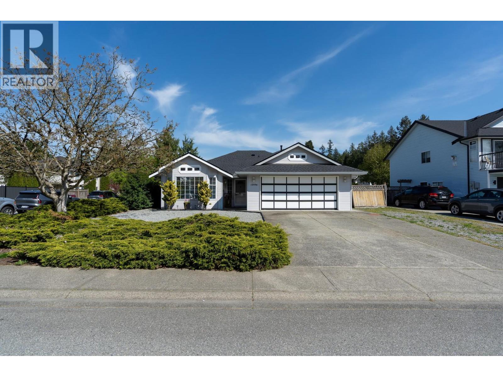 12336 Nikola Street, Pitt Meadows, British Columbia  V3Y 2K9 - Photo 3 - R3114073