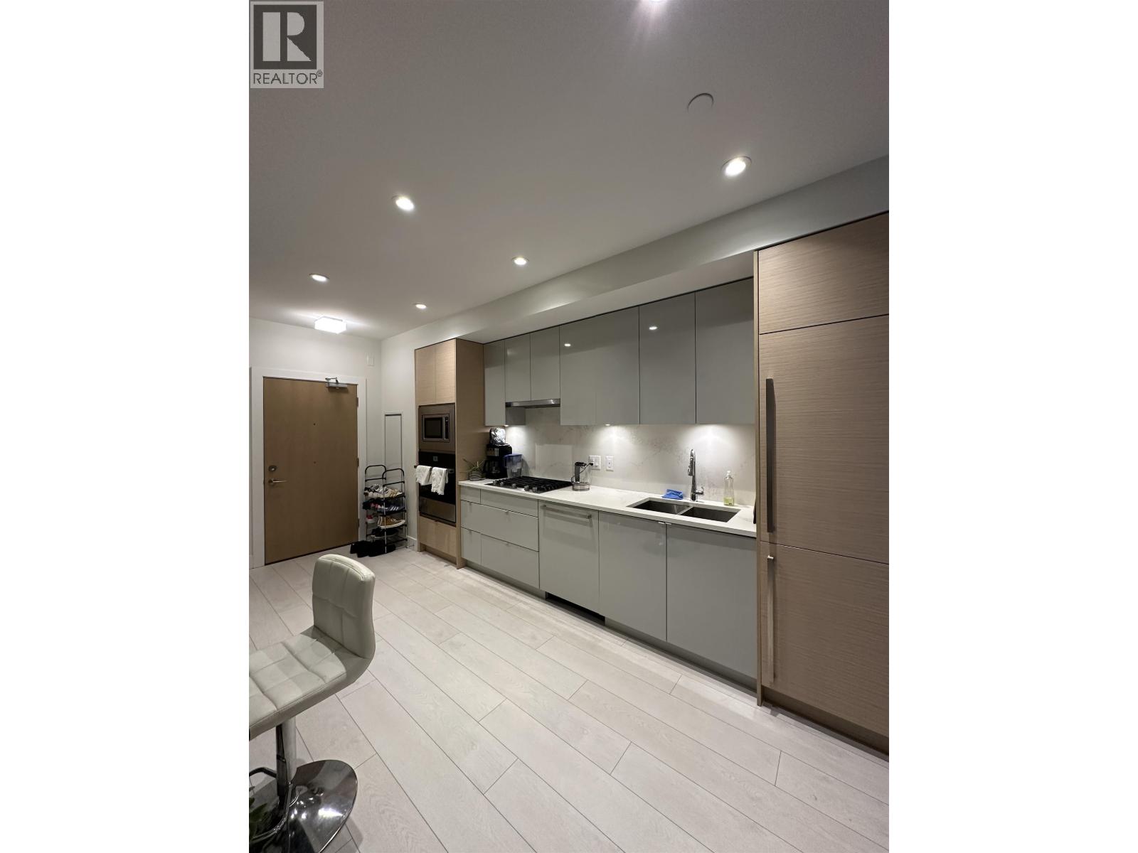 426 3438 Sawmill Crescent, Vancouver, British Columbia  V5S 0E3 - Photo 4 - R3111194