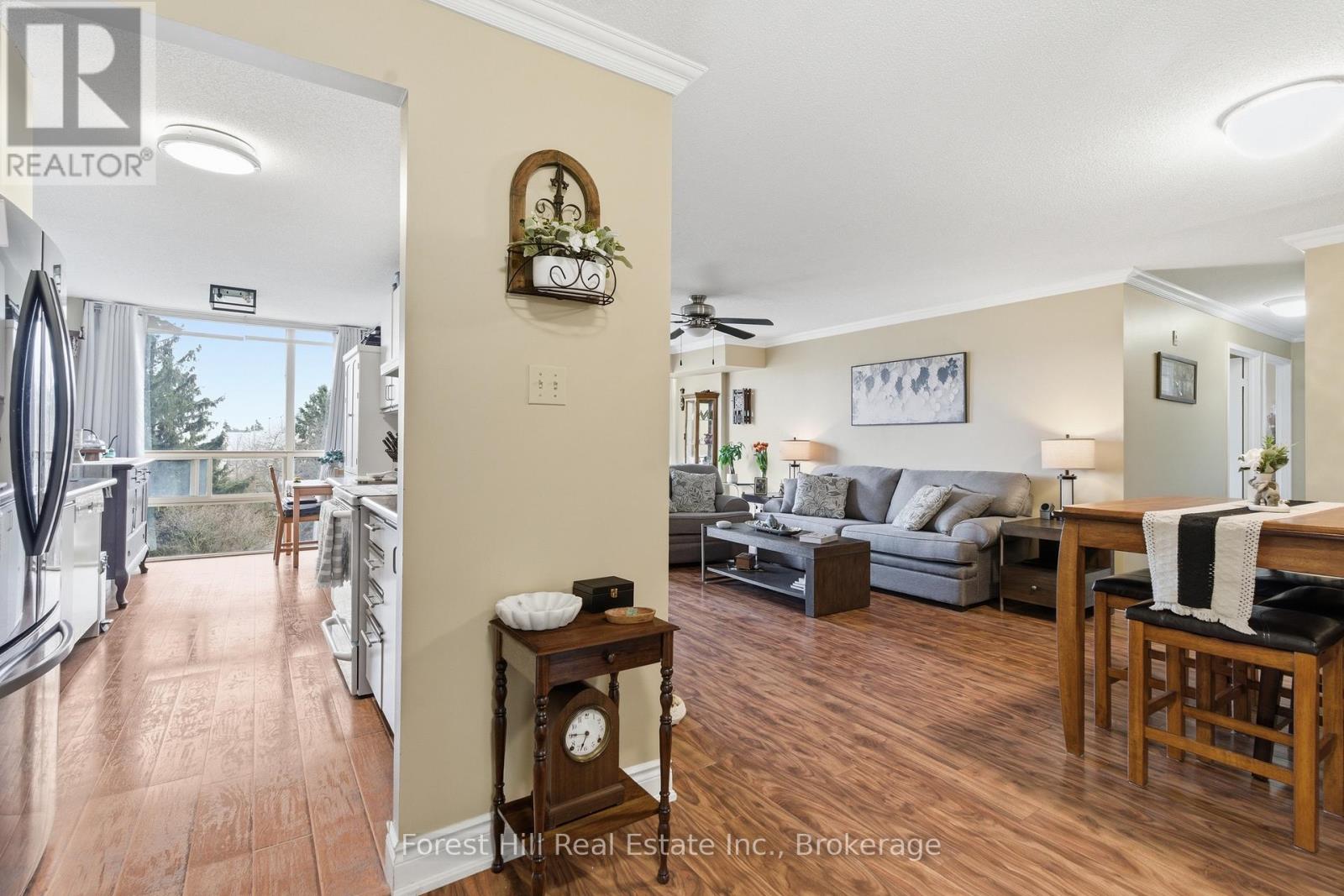 402 - 55 Blue Springs Drive, Waterloo, Ontario  N2J 4T3 - Photo 3 - X13028086