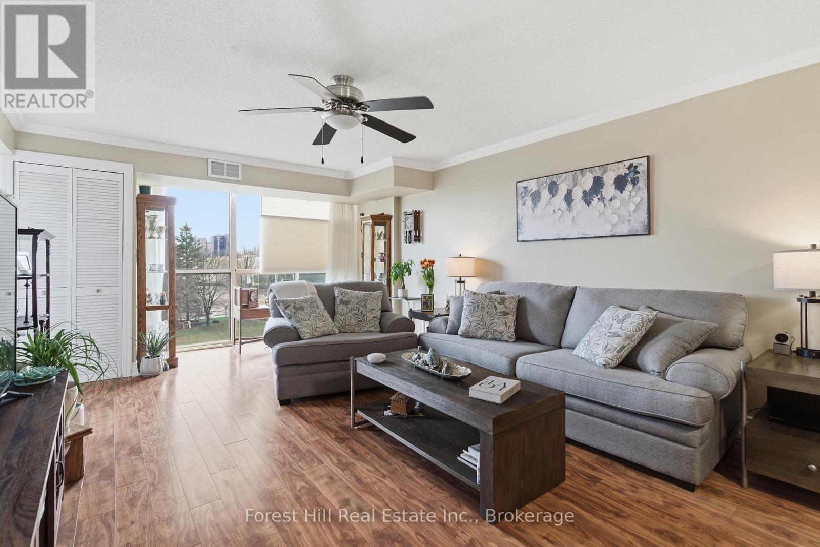 402 - 55 Blue Springs Drive, Waterloo, Ontario  N2J 4T3 - Photo 4 - X13028086