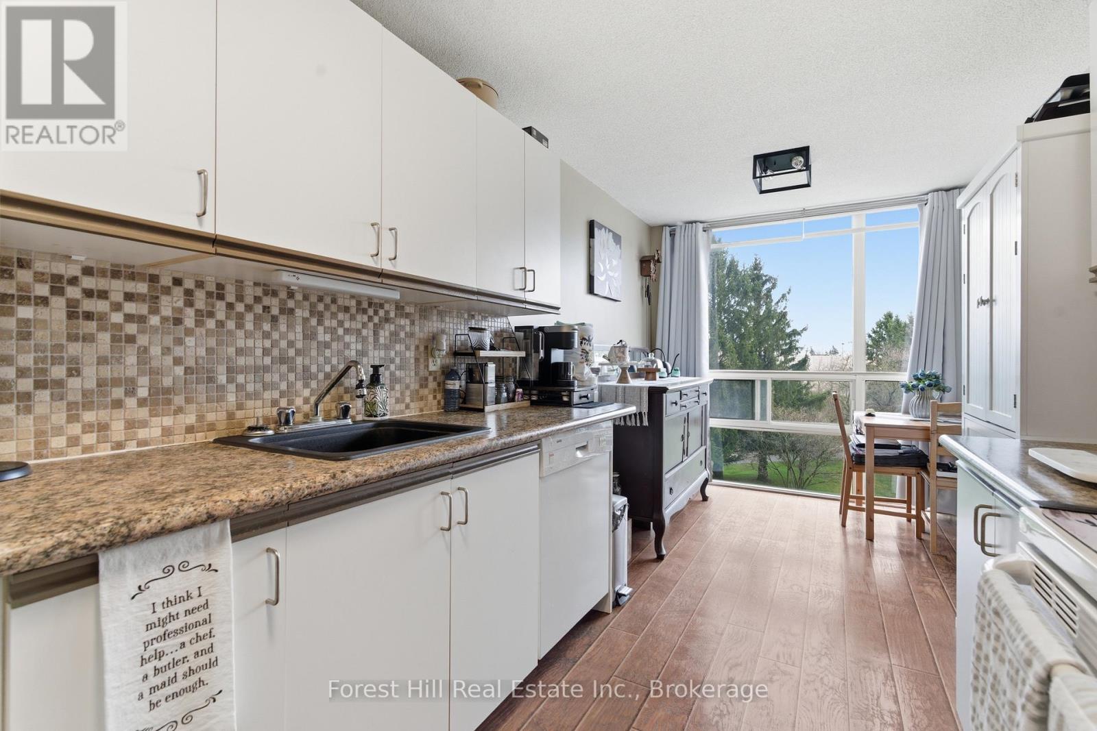 402 - 55 Blue Springs Drive, Waterloo, Ontario  N2J 4T3 - Photo 6 - X13028086