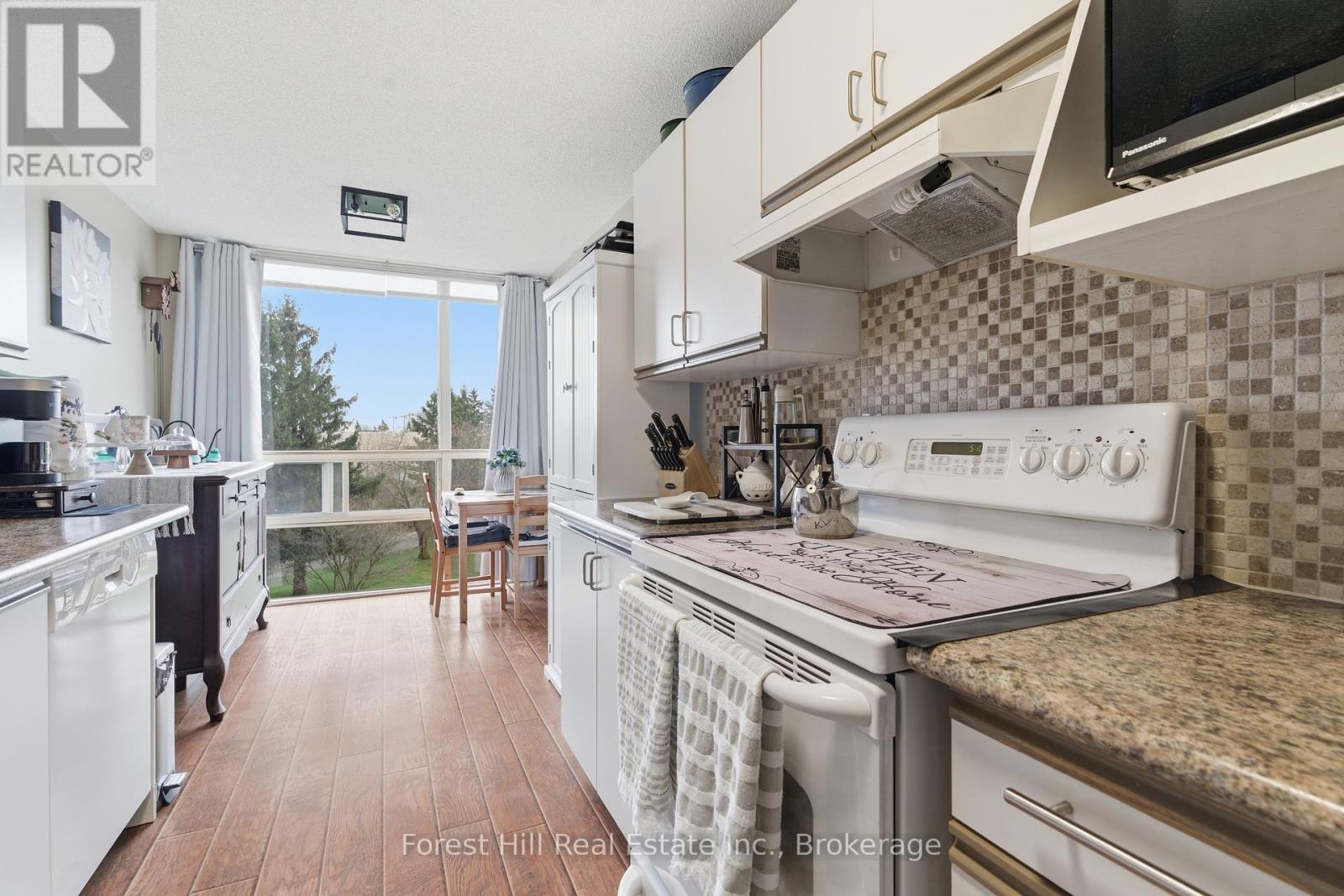 402 - 55 Blue Springs Drive, Waterloo, Ontario  N2J 4T3 - Photo 7 - X13028086