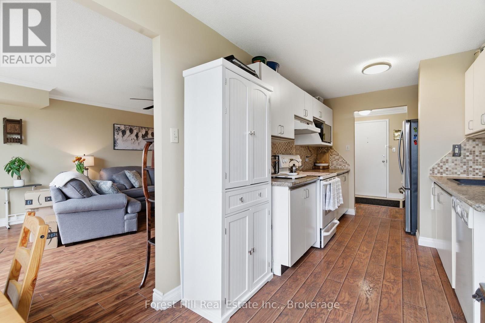 402 - 55 Blue Springs Drive, Waterloo, Ontario  N2J 4T3 - Photo 9 - X13028086