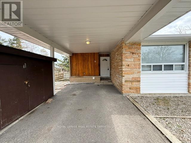 31 Daphne Crescent, Barrie, Ontario  L4M 2Y7 - Photo 3 - S13025596