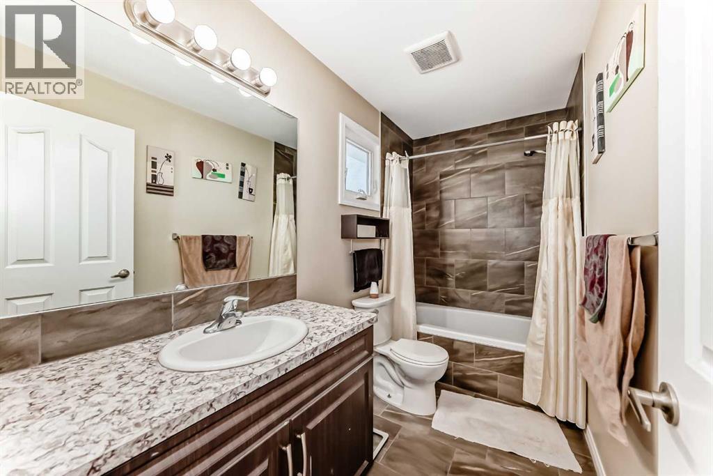 118 Dovertree Place SE, Calgary, Alberta  T2B 2K3 - Photo 15 - A2293269