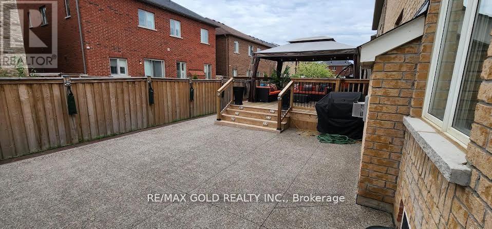 298 Etheridge Avenue, Milton, Ontario  L9E 1H7 - Photo 42 - W12876430